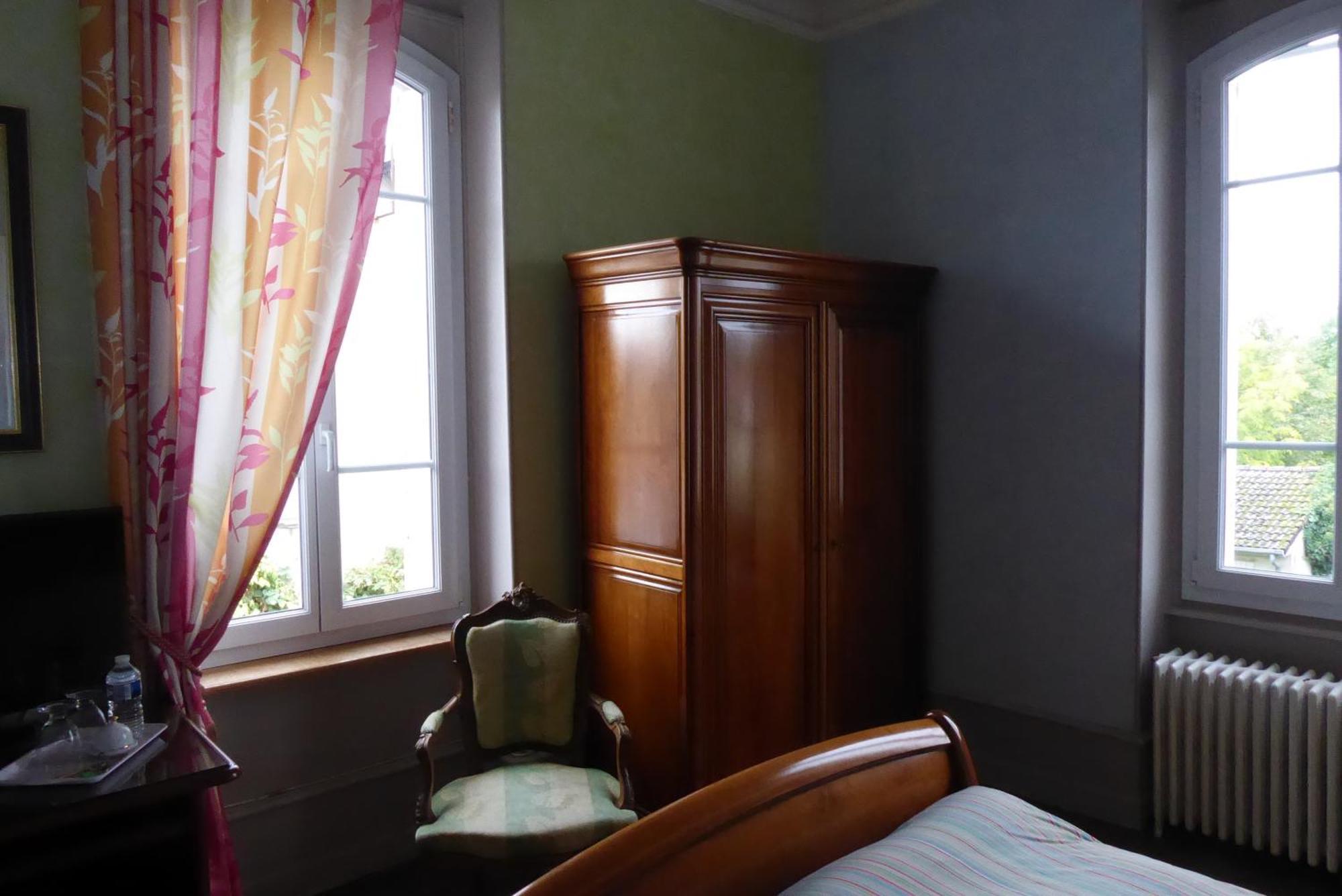 ורדון-סור-מוס La Dragee Hote, Chambres Chez L'Habitant חדר תמונה